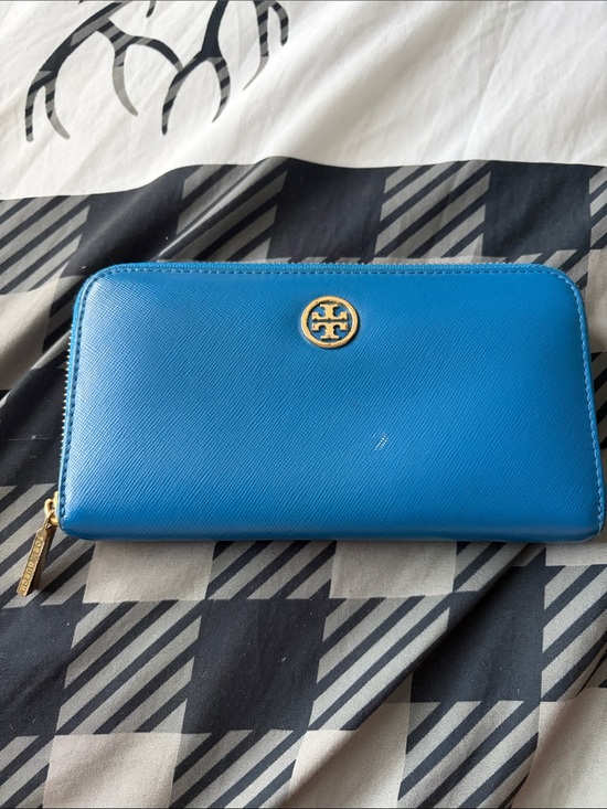 Tory Burch Handbags - Tory Burch Bright Blue Zip-Around Continental Wallet with Gold Logo